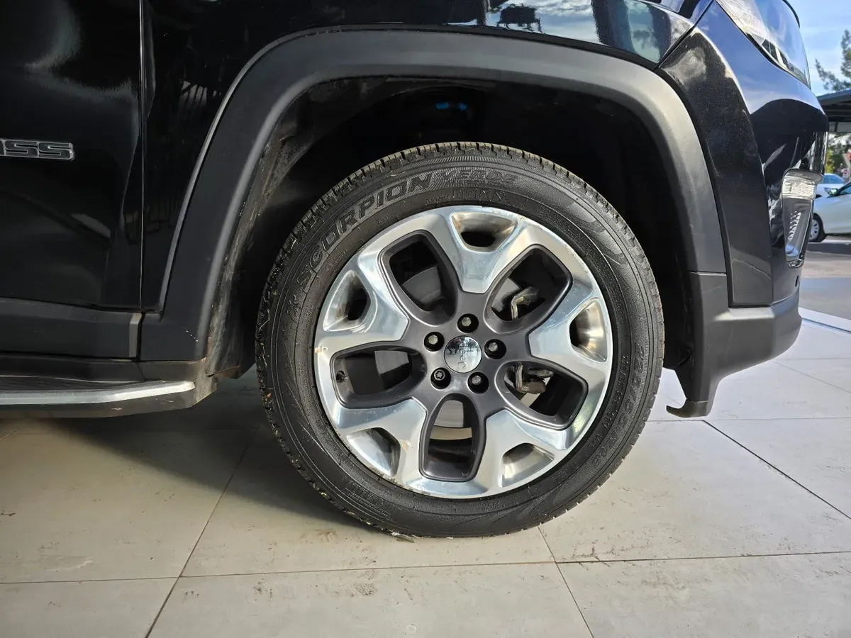 Mirá esta publicación de Jeep Compass