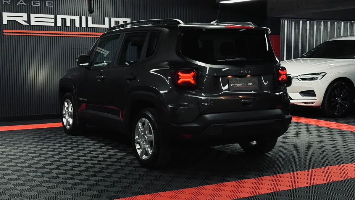 Mirá esta publicación de Jeep Renegade
