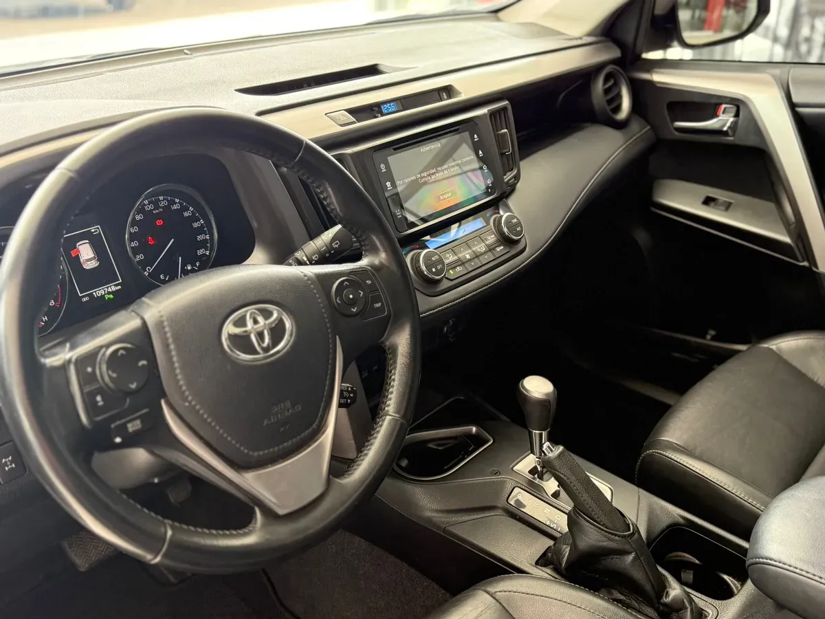 Mira esta publicación de Toyota RAV4 2017 en Motordil