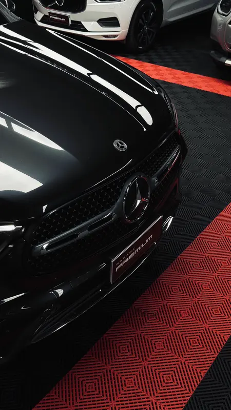 Mira esta publicación de Mercedes Benz GLC 2024 en Motordil