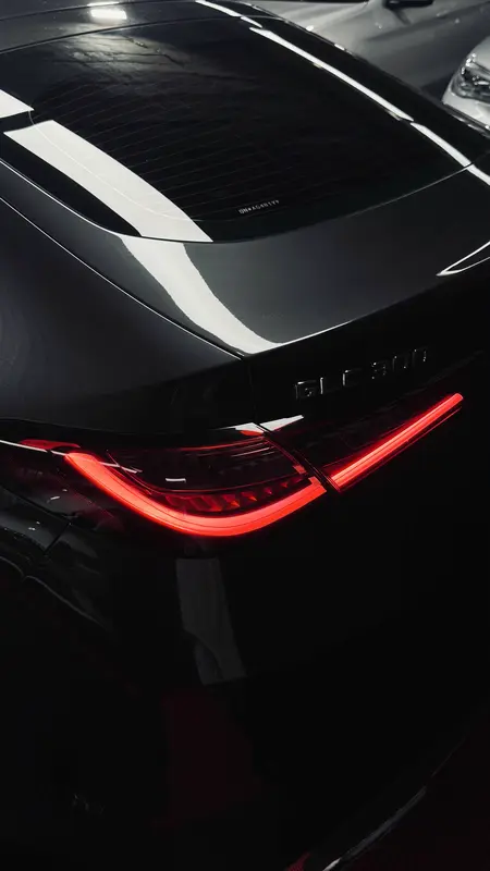 Mira esta publicación de Mercedes Benz GLC 2024 en Motordil