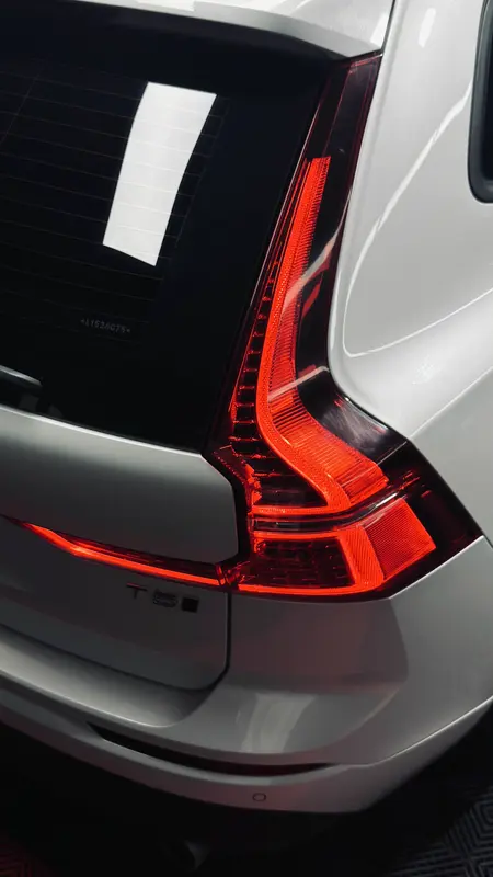 Mira esta publicación de Volvo XC 60 2021 en Motordil