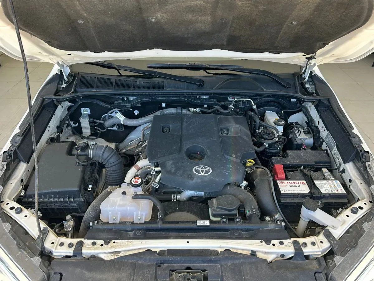 Mira esta publicación de Toyota Hilux 2023 en Motordil