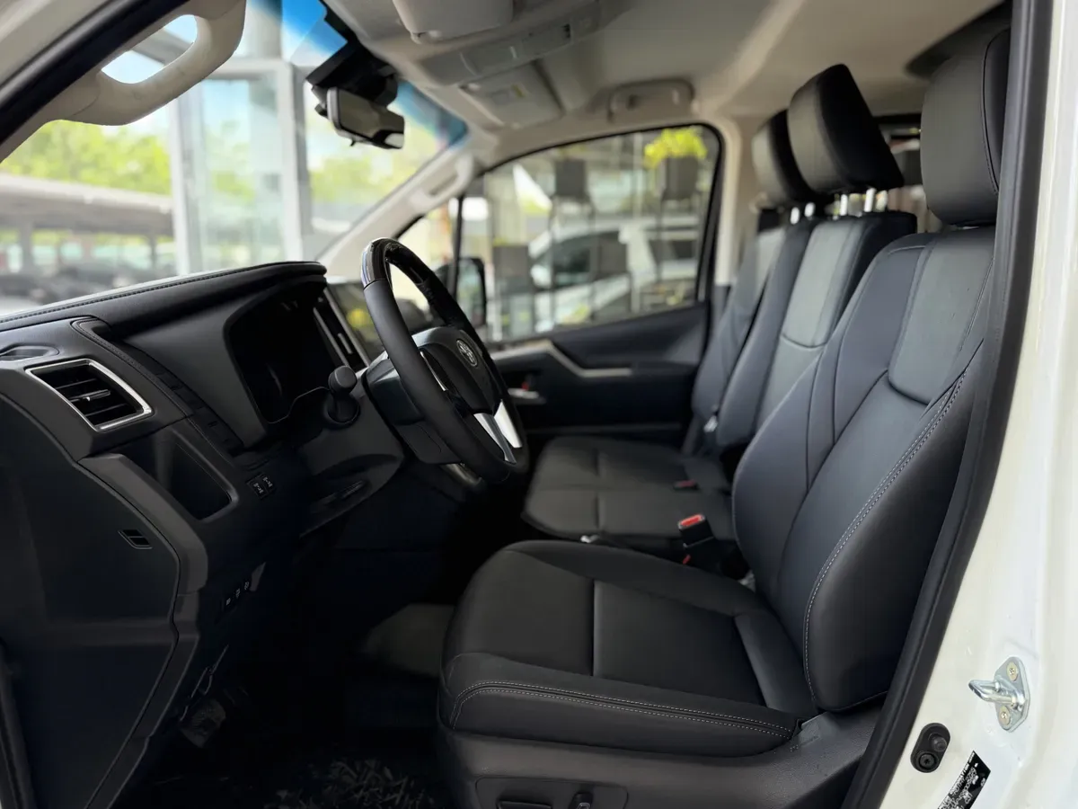 Mira esta publicación de Toyota Hiace 2025 en Motordil