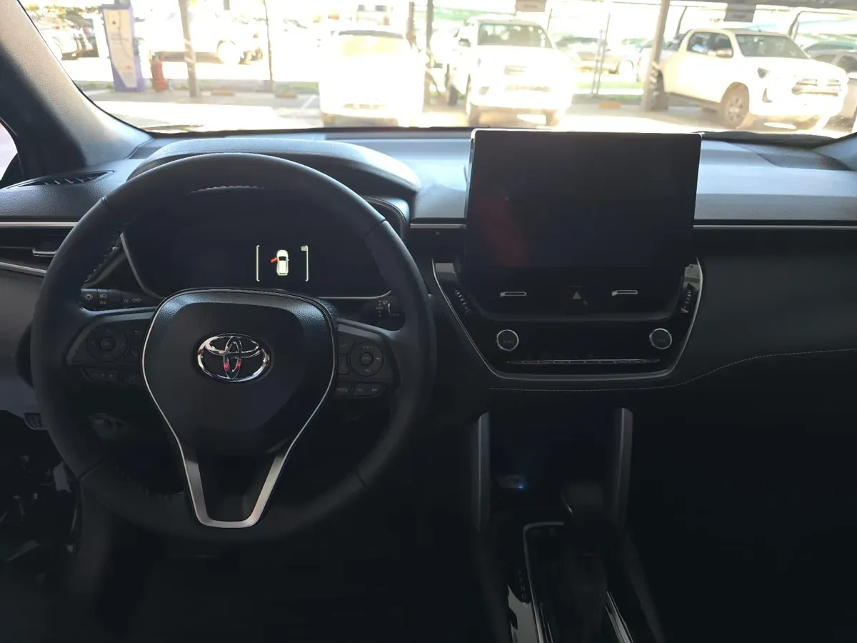 Mira esta publicación de Toyota Corolla Cross 2025 en Motordil