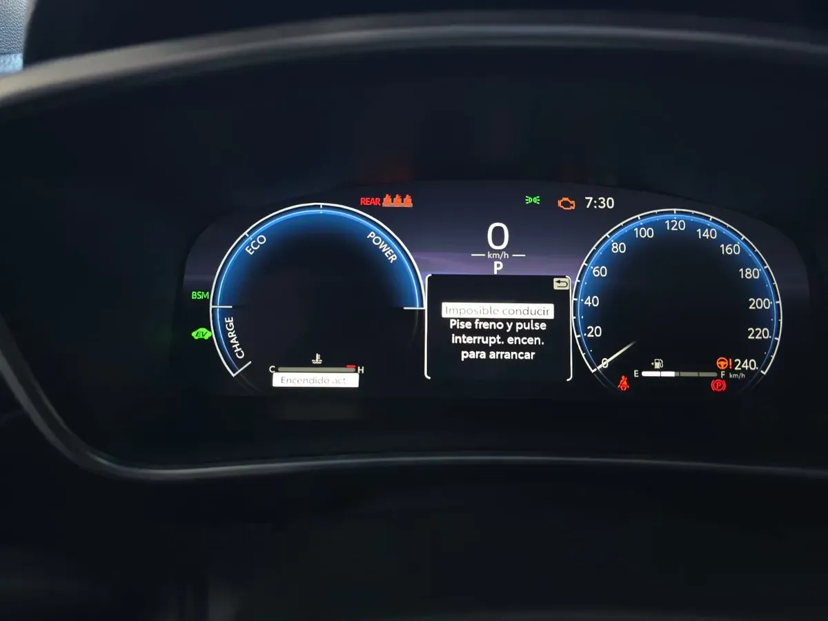 Mira esta publicación de Toyota Corolla Cross 2025 en Motordil