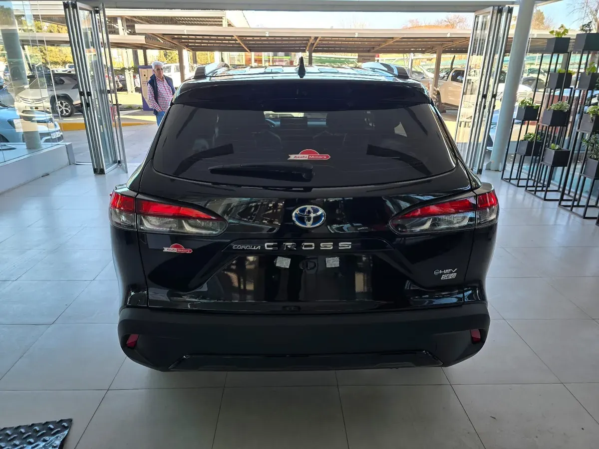 Mira esta publicación de Toyota Corolla Cross 2025 en Motordil