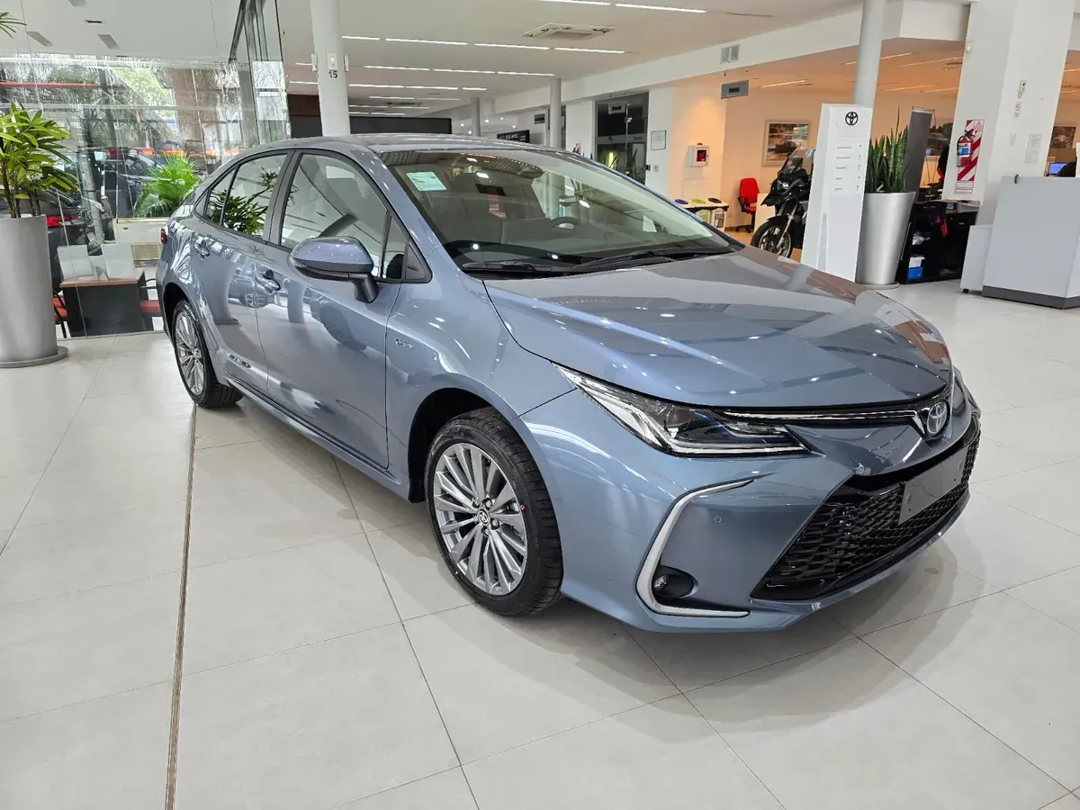 Mira esta publicación de Toyota Corolla 2025 en Motordil