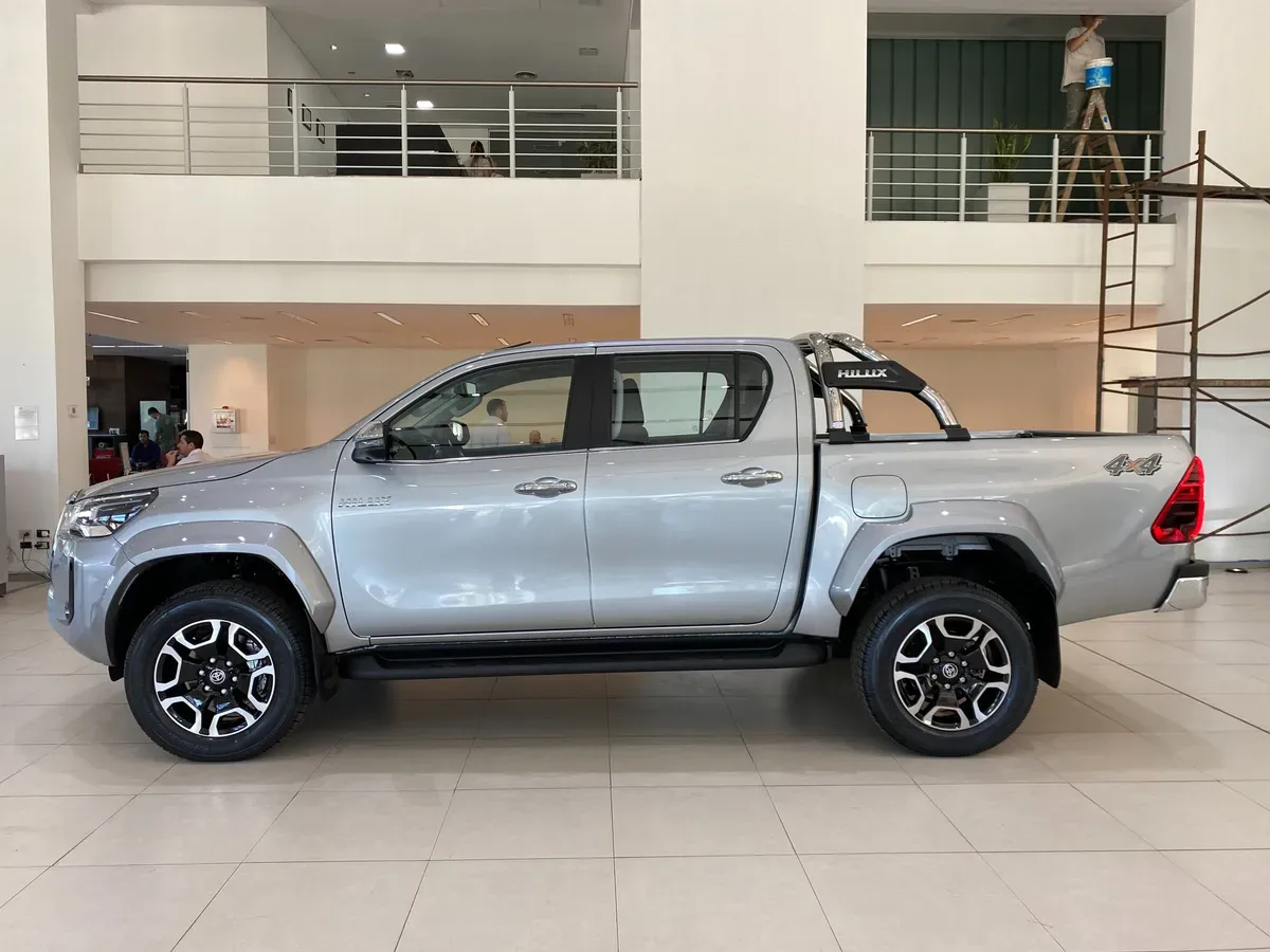 Mira esta publicación de Toyota Hilux 2025 en Motordil