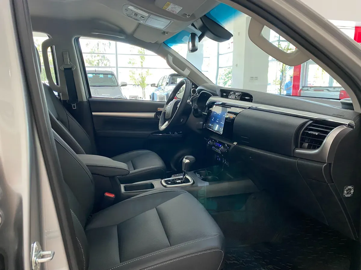 Mira esta publicación de Toyota Hilux 2025 en Motordil