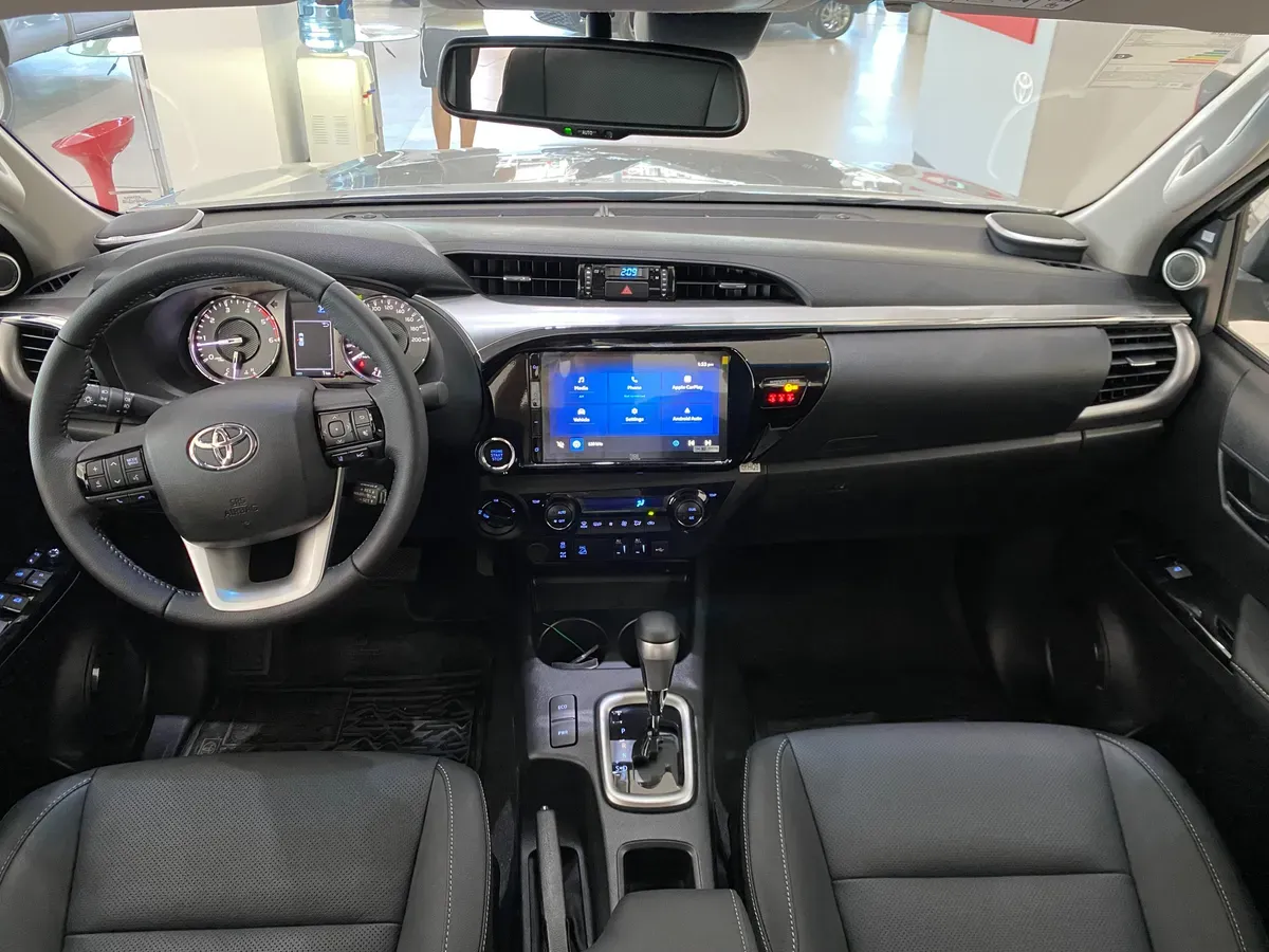 Mira esta publicación de Toyota Hilux 2025 en Motordil