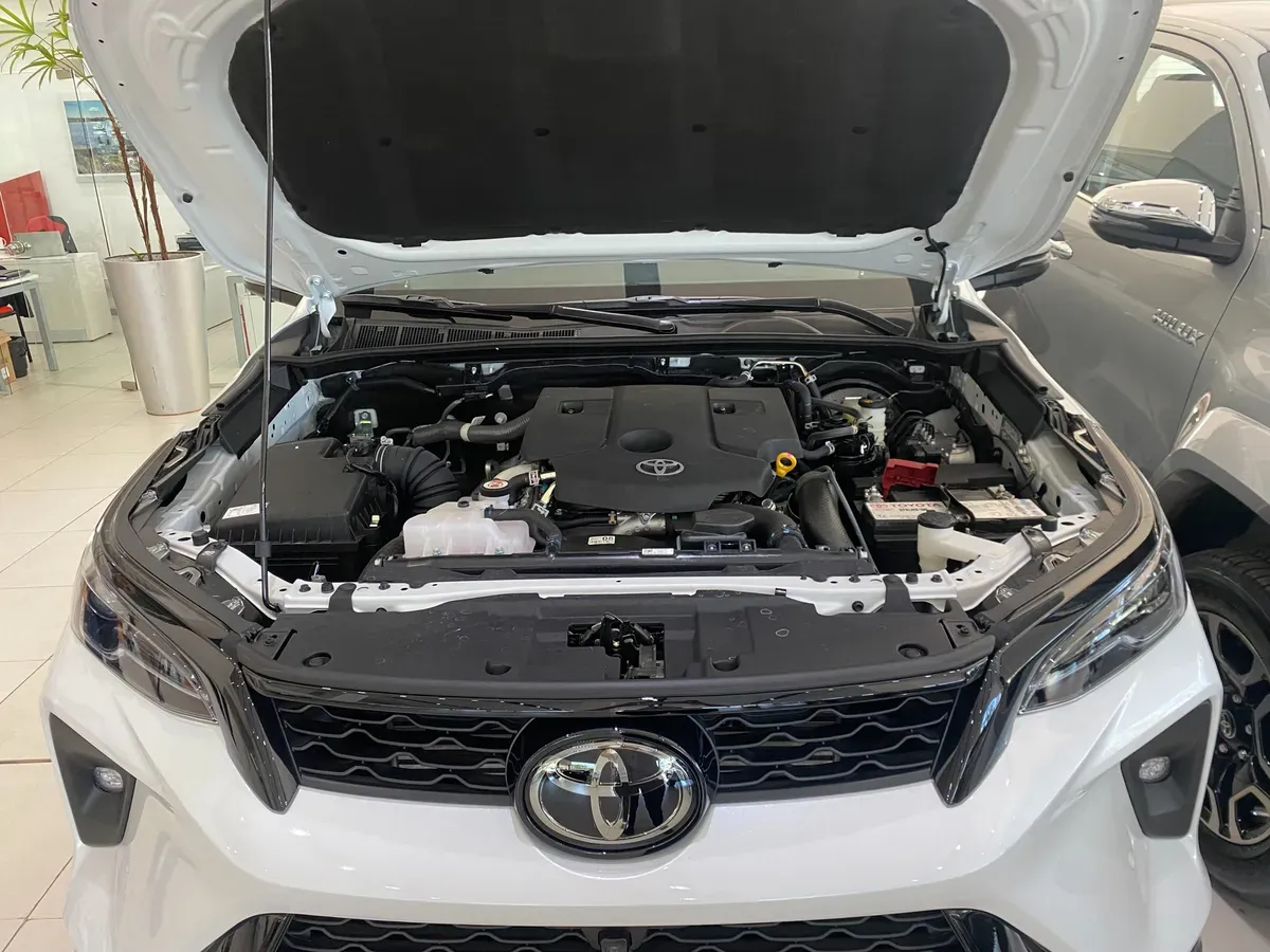 Mira esta publicación de Toyota SW4 2025 en Motordil