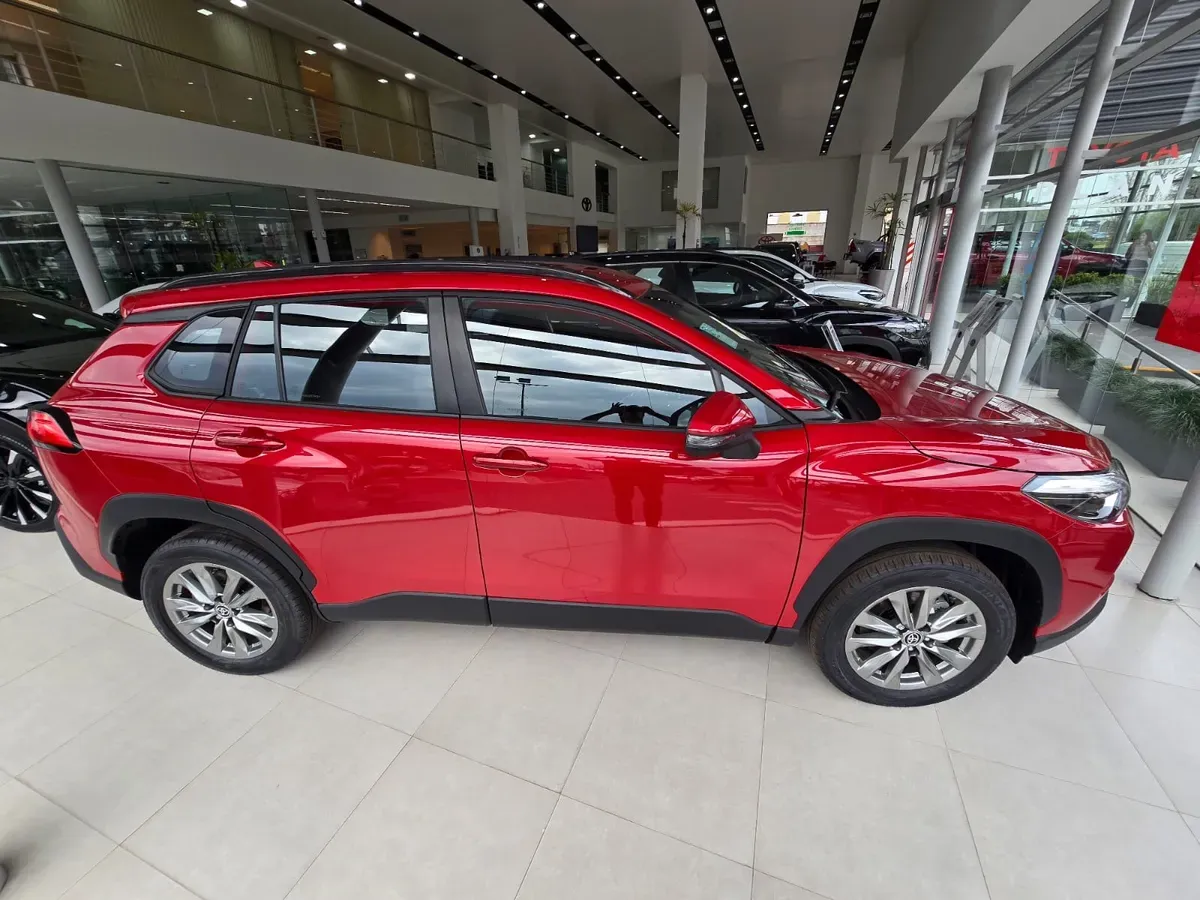 Mira esta publicación de Toyota Corolla Cross 2025 en Motordil