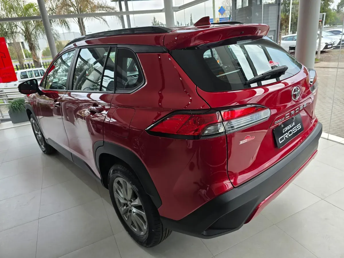 Mira esta publicación de Toyota Corolla Cross 2025 en Motordil