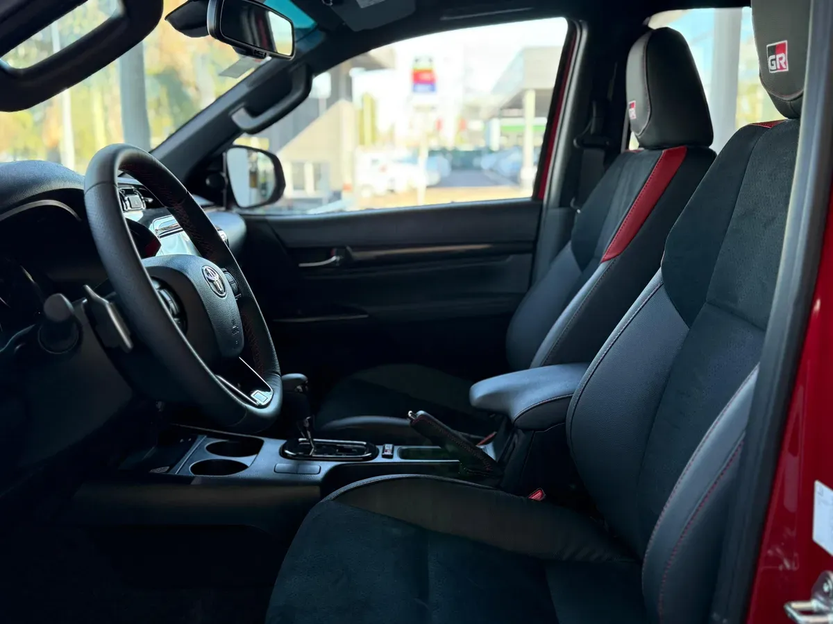 Mira esta publicación de Toyota Hilux 2025 en Motordil