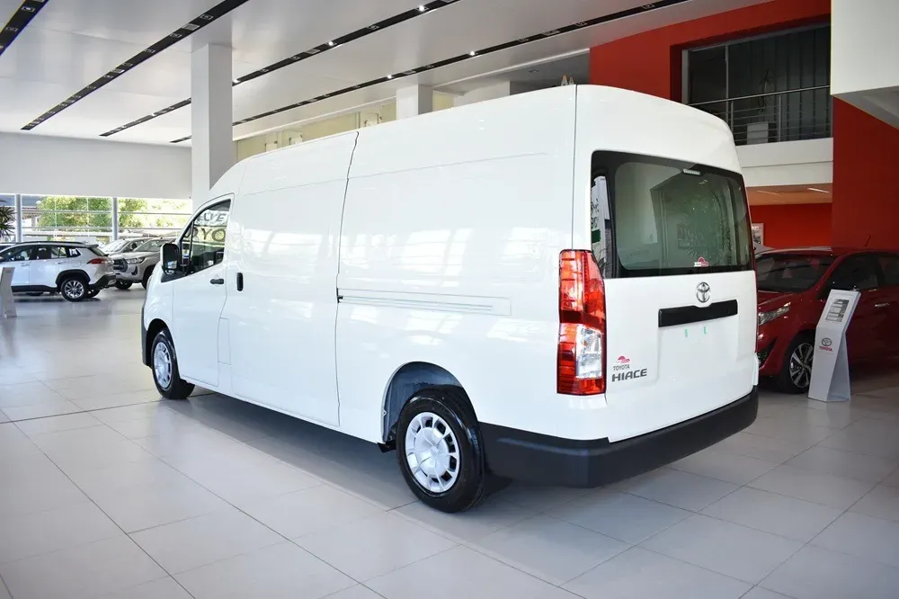 Mira esta publicación de Toyota Hiace 2025 en Motordil