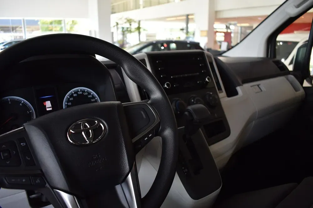 Mira esta publicación de Toyota Hiace 2025 en Motordil