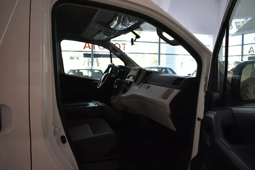 Mira esta publicación de Toyota Hiace 2025 en Motordil