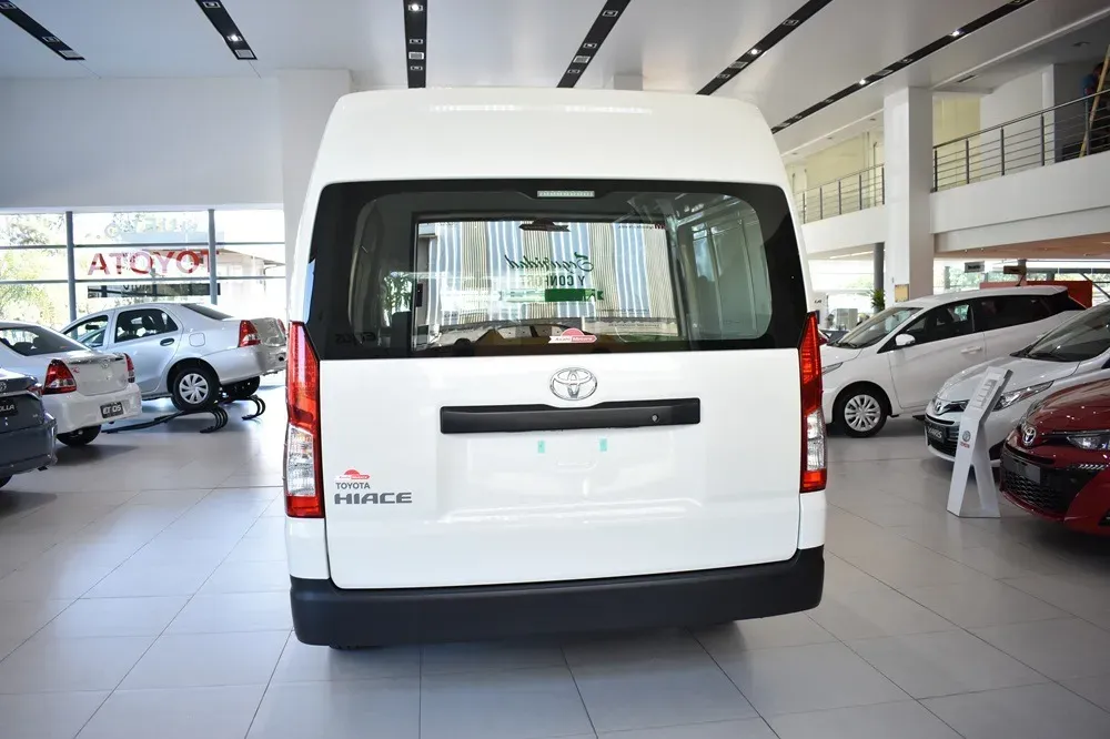 Mira esta publicación de Toyota Hiace 2025 en Motordil