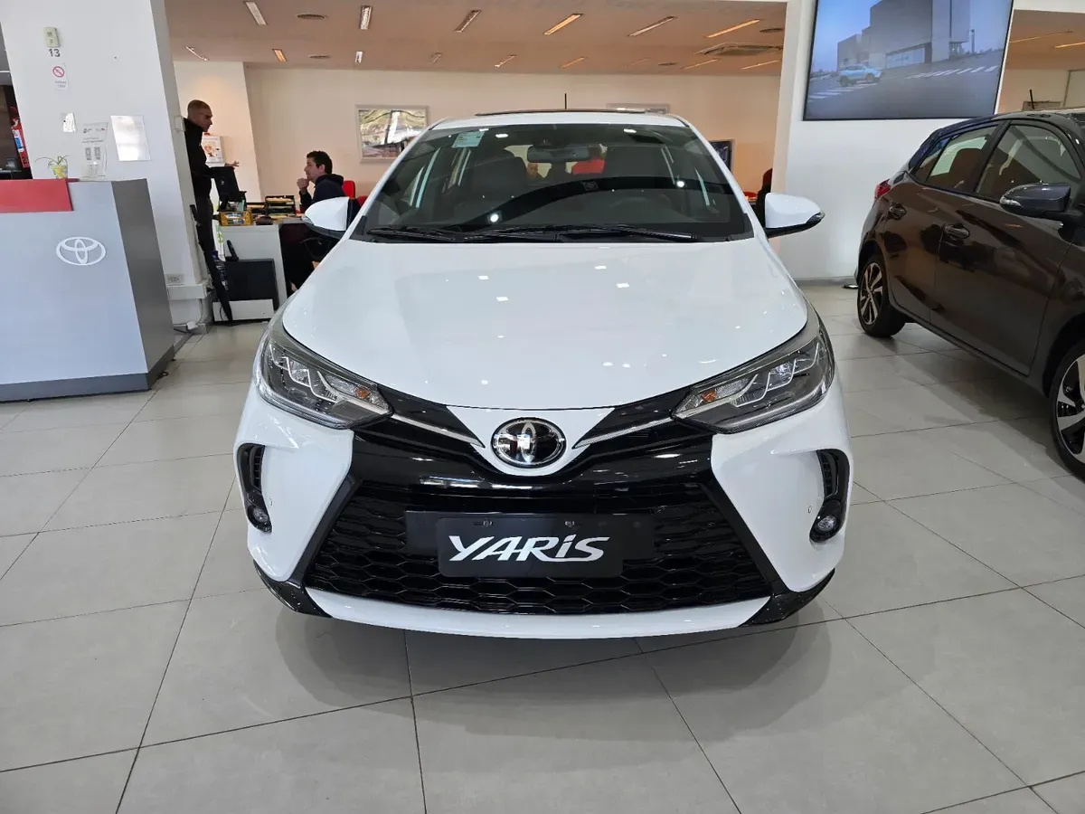 Mira esta publicación de Toyota Yaris 2025 en Motordil