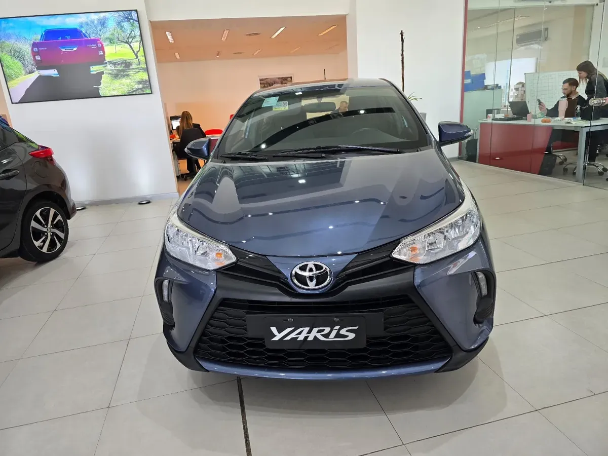 Mira esta publicación de Toyota Yaris 2025 en Motordil