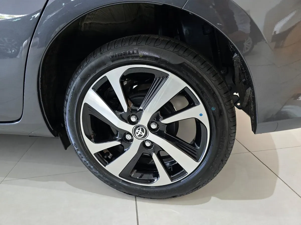 Mira esta publicación de Toyota Yaris 2025 en Motordil