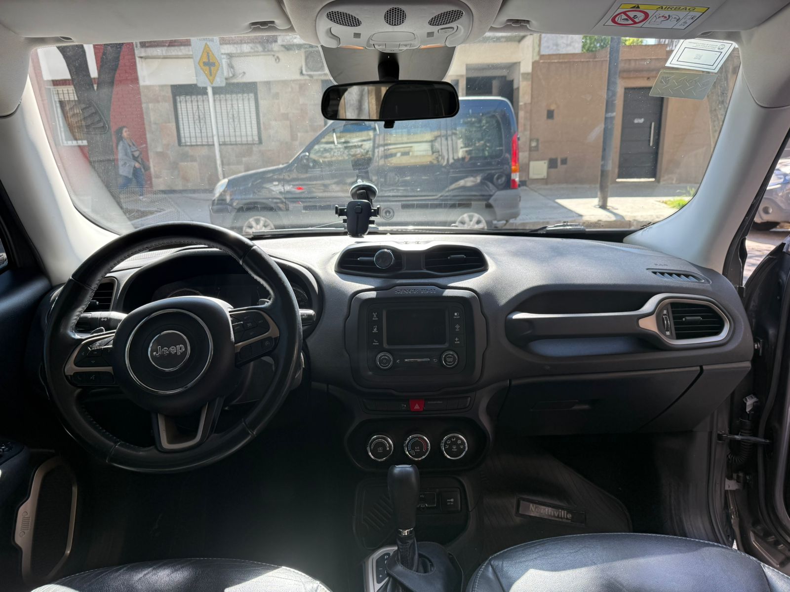 Mirá esta publicación de Jeep Renegade