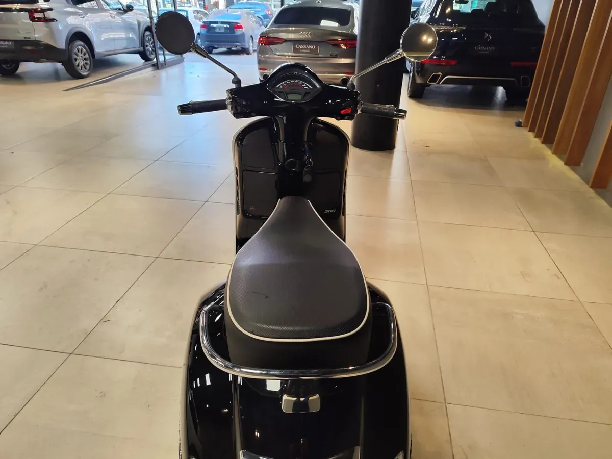 Mirá esta publicación de Vespa 300 I Super GTS