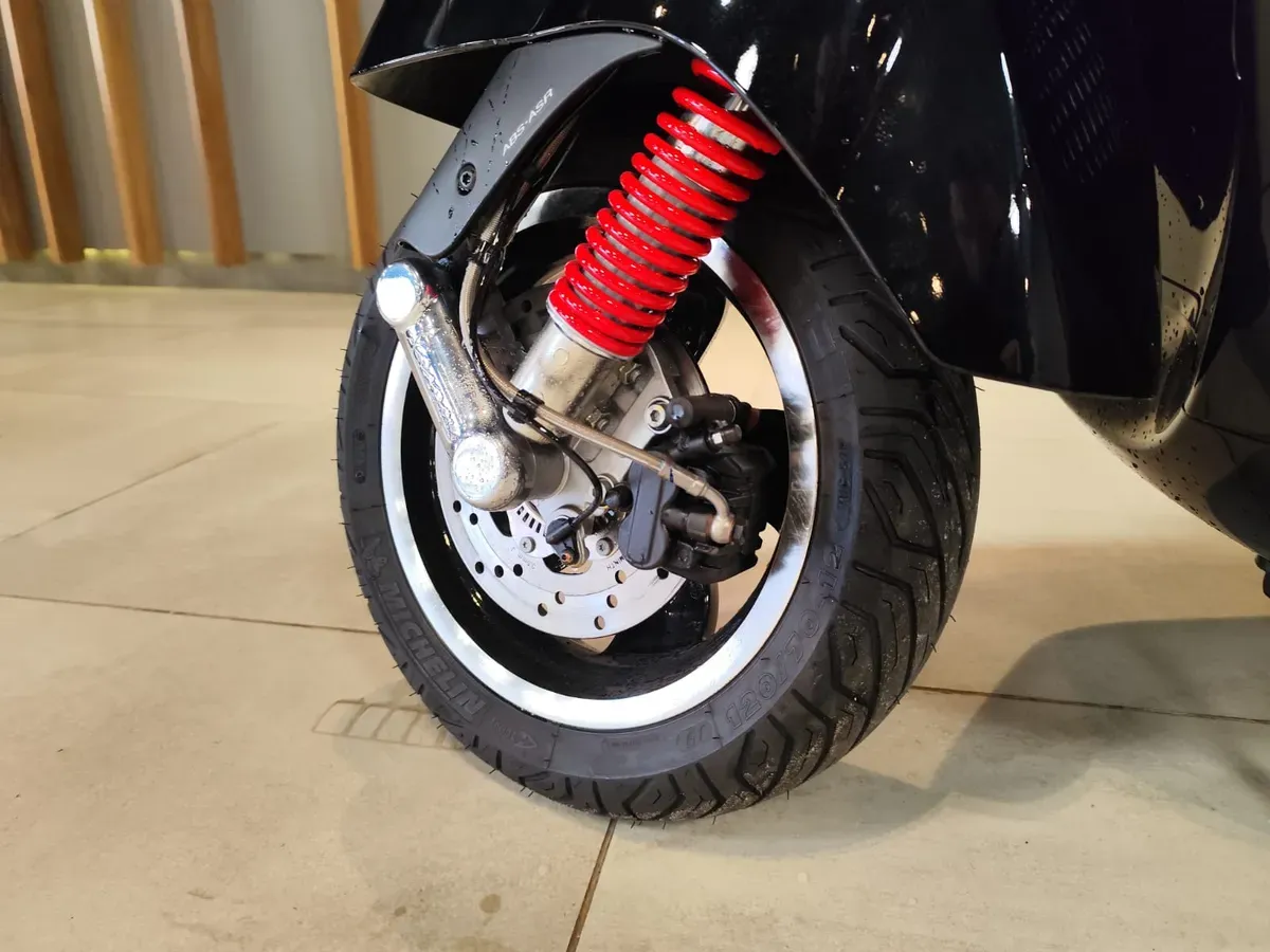 Mirá esta publicación de Vespa 300 I Super GTS