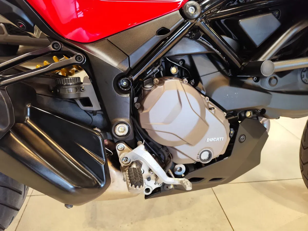 Mirá esta publicación de Ducati 937 V2 S
