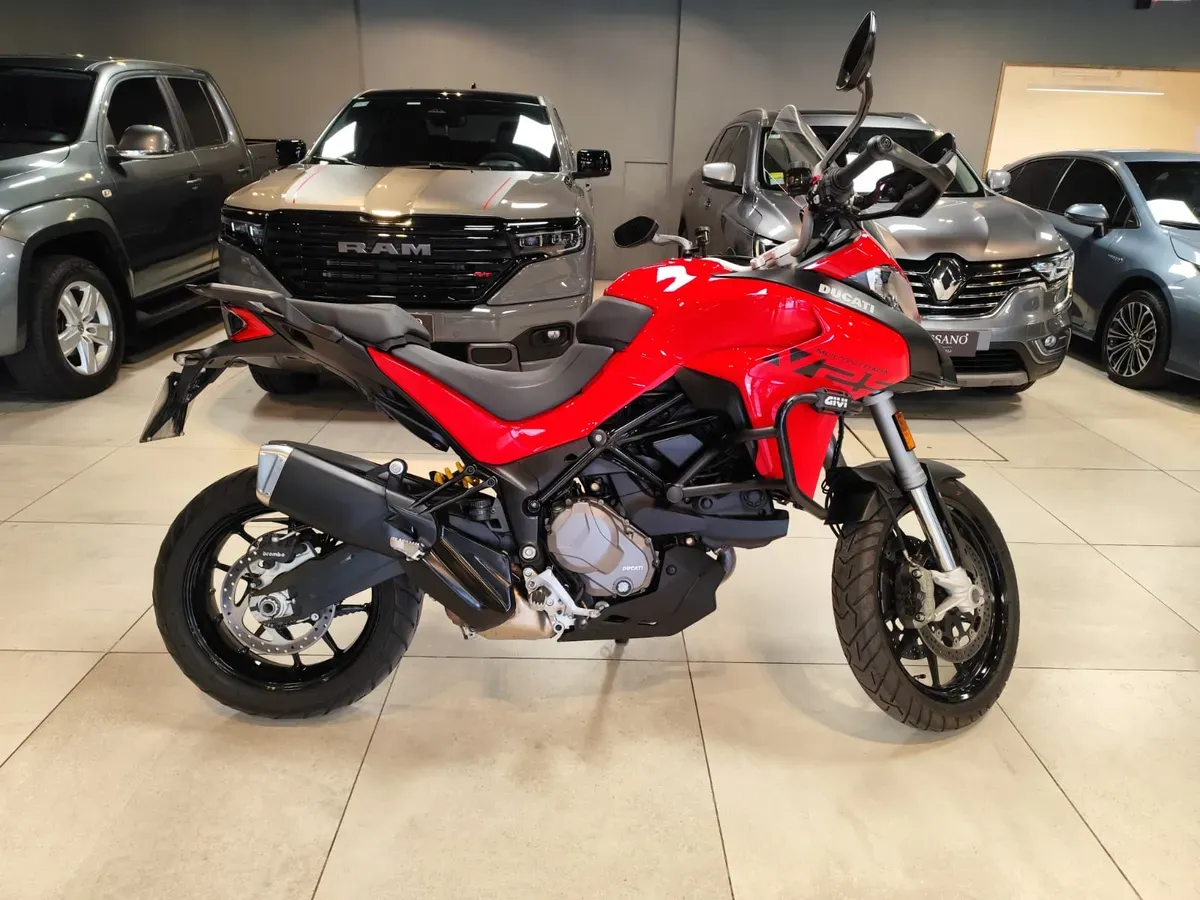 Mirá esta publicación de Ducati 937 V2 S