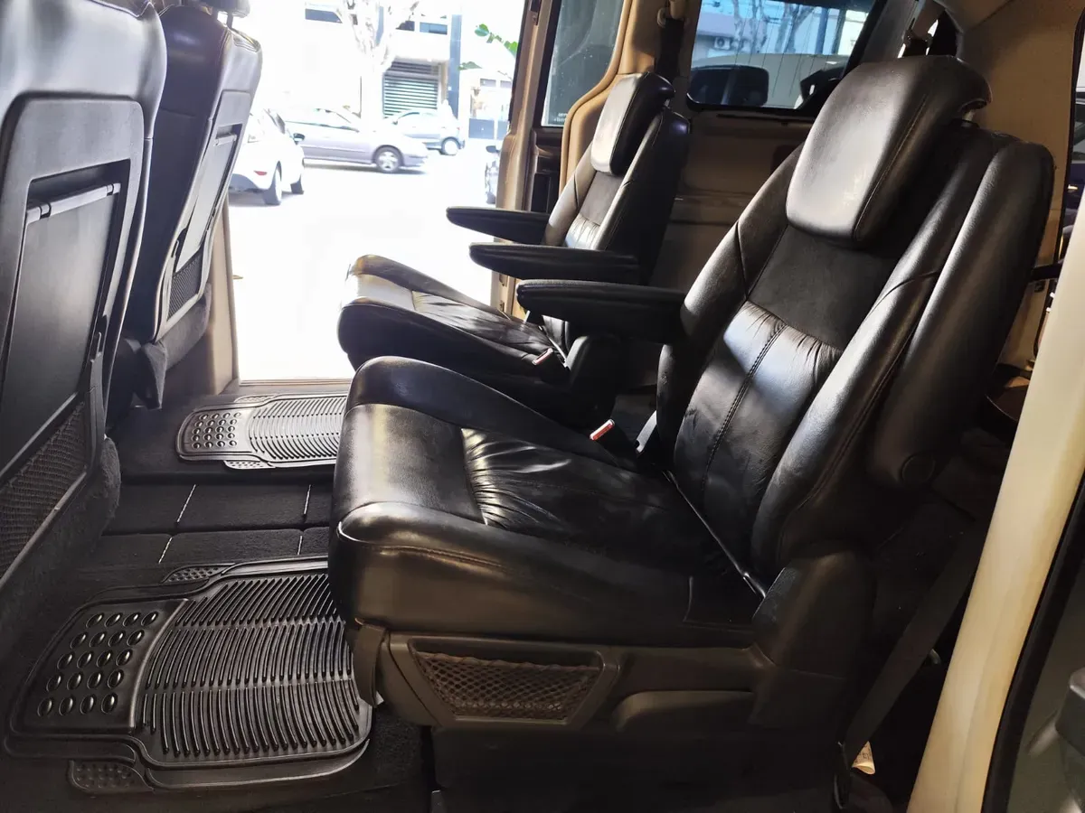 Mirá esta publicación de Chrysler Town & Country