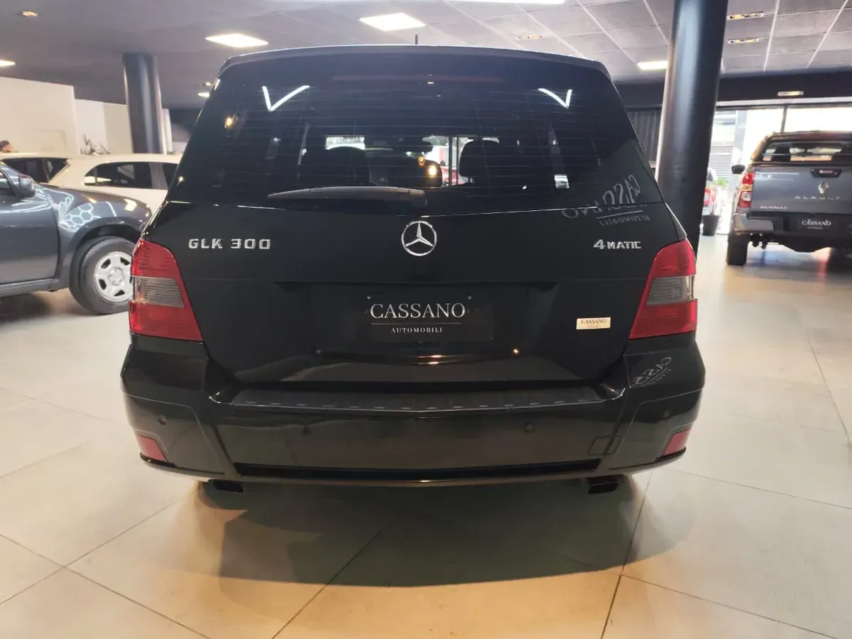 Mira esta publicación de Mercedes Benz GLK 2012 en Motordil