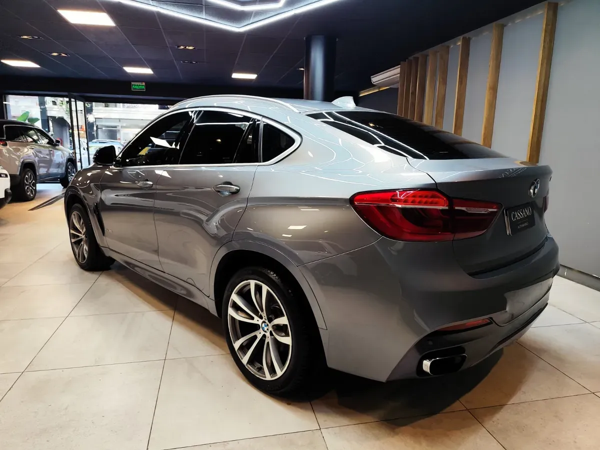 Mira esta publicación de BMW X6 2016 en Motordil