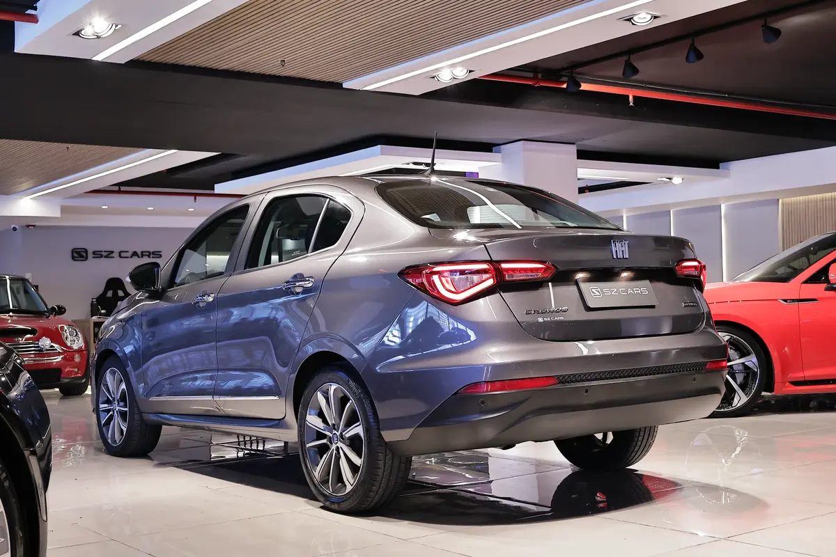 Mira esta publicación de Fiat Cronos 2021 en Motordil