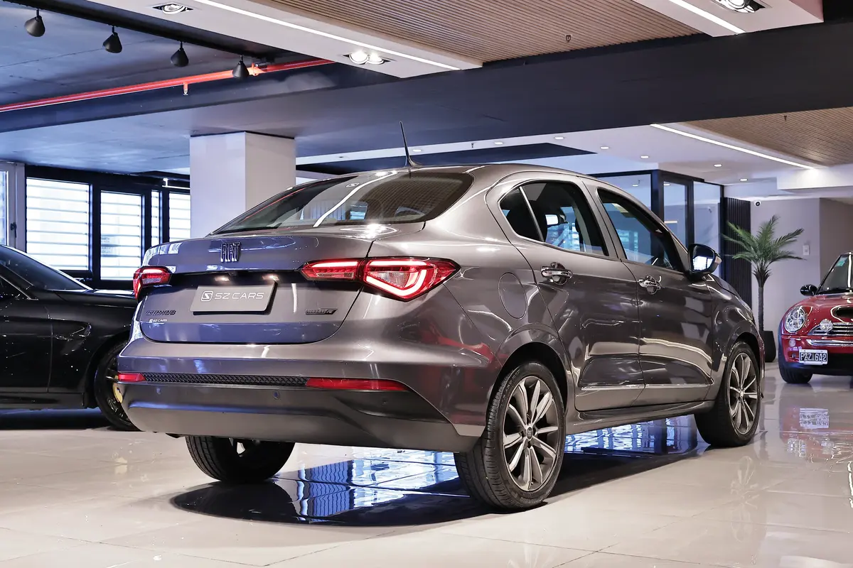 Mira esta publicación de Fiat Cronos 2021 en Motordil