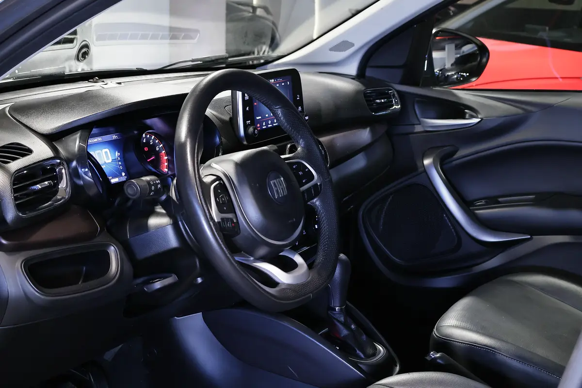 Mira esta publicación de Fiat Cronos 2021 en Motordil