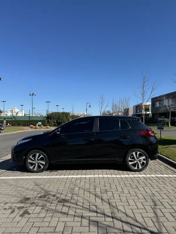 Mira esta publicación de Toyota Yaris 2022 en Motordil