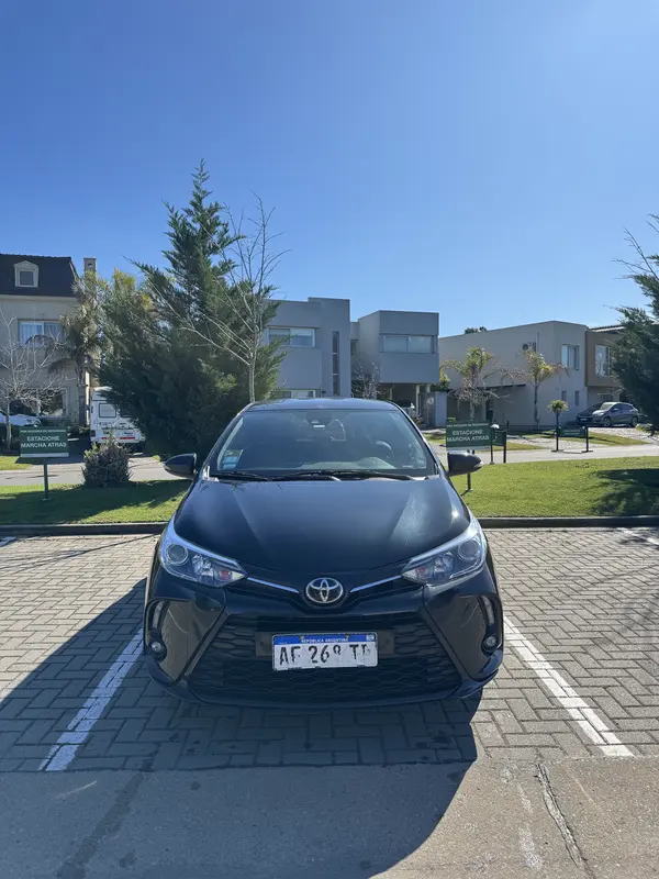 Mira esta publicación de Toyota Yaris 2022 en Motordil