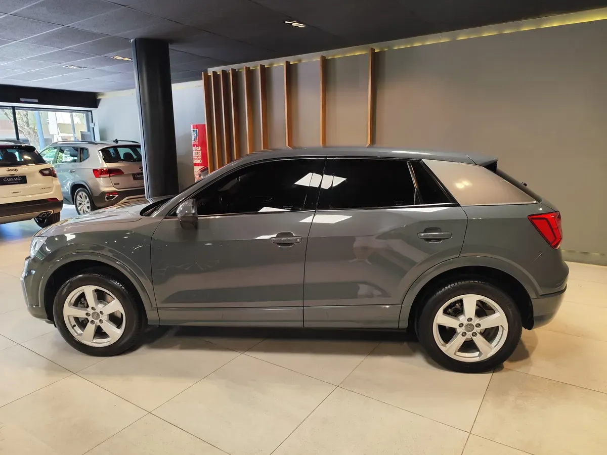 Mira esta publicación de Audi Q2 2019 en Motordil