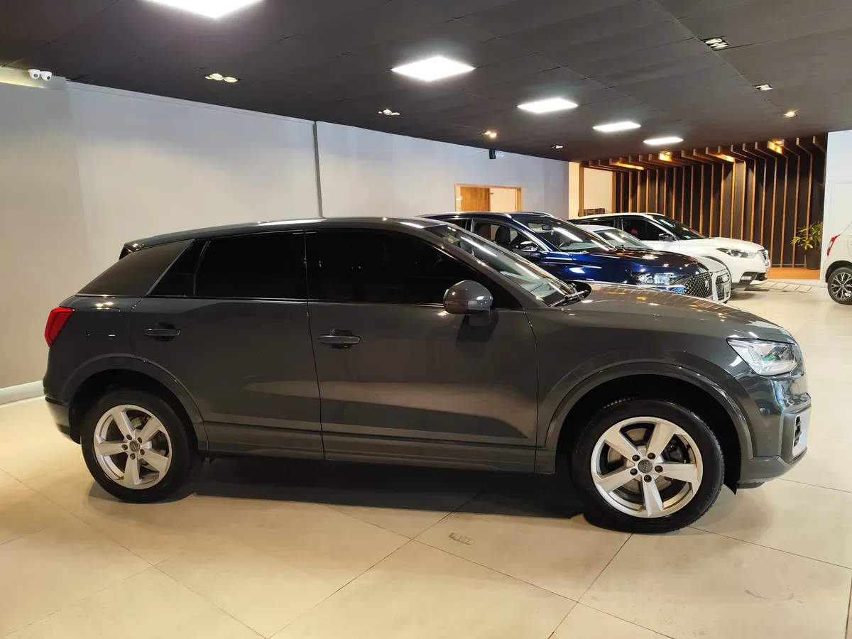 Mira esta publicación de Audi Q2 2019 en Motordil