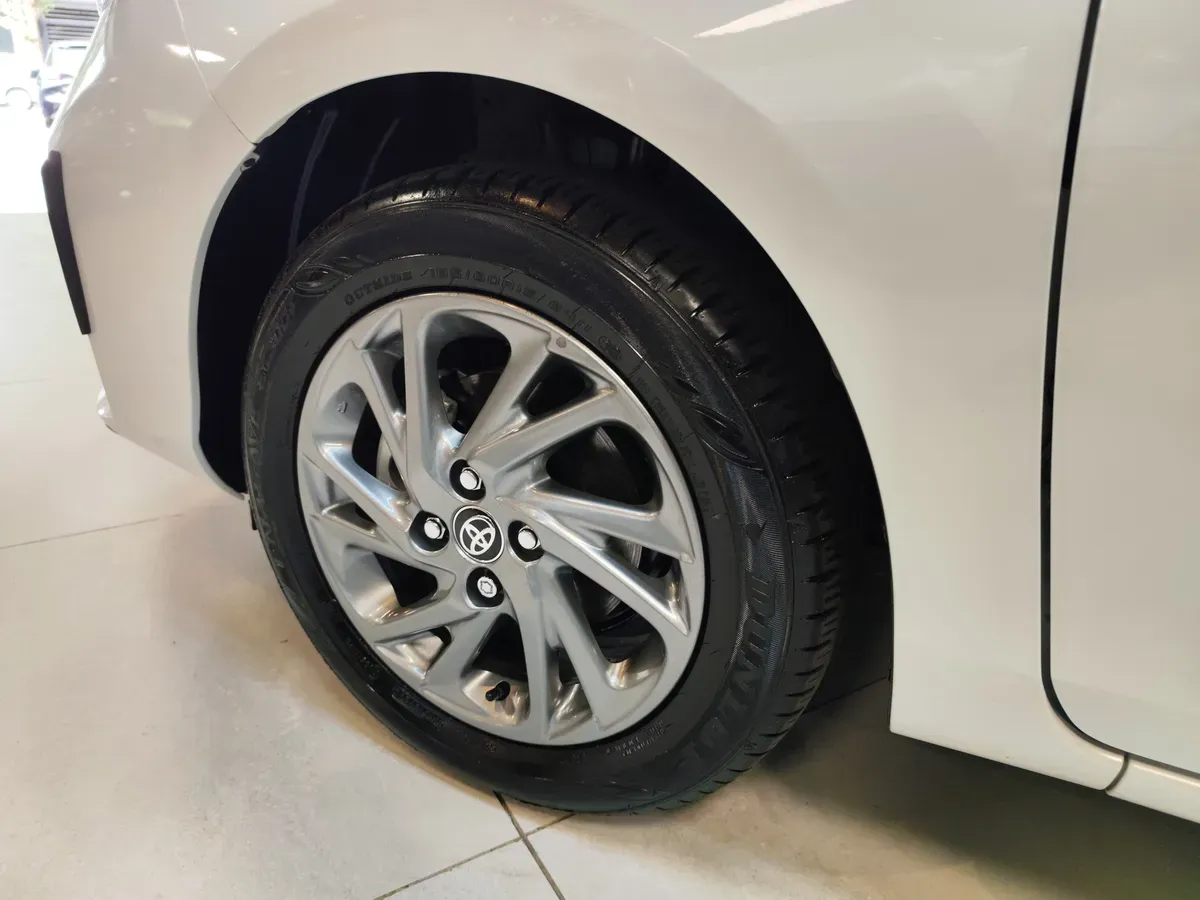 Mira esta publicación de Toyota Yaris 2024 en Motordil