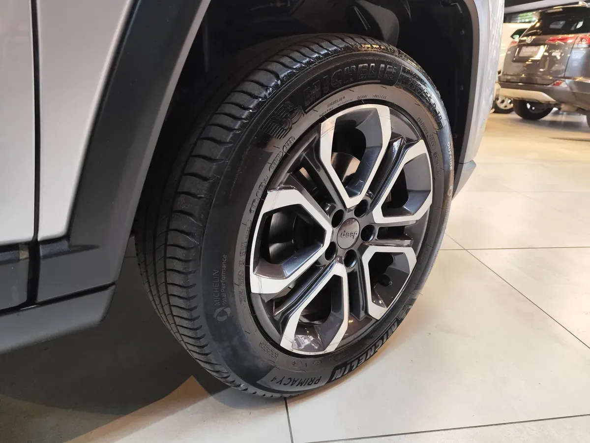 Mirá esta publicación de Jeep Commander