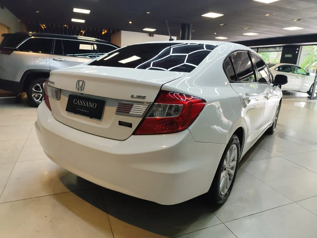 Mira esta publicación de Honda Civic 2014 en Motordil