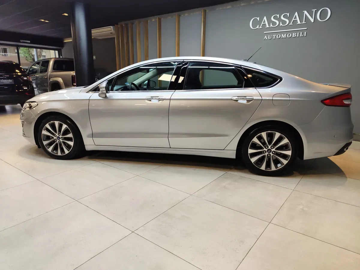 Mira esta publicación de Ford Mondeo 2020 en Motordil