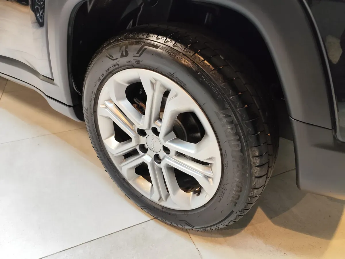 Mirá esta publicación de Jeep Compass