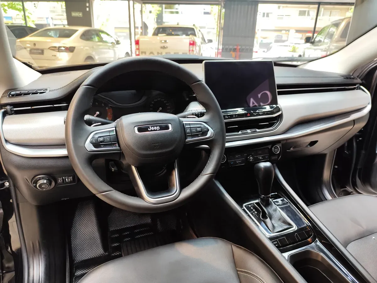 Mirá esta publicación de Jeep Compass