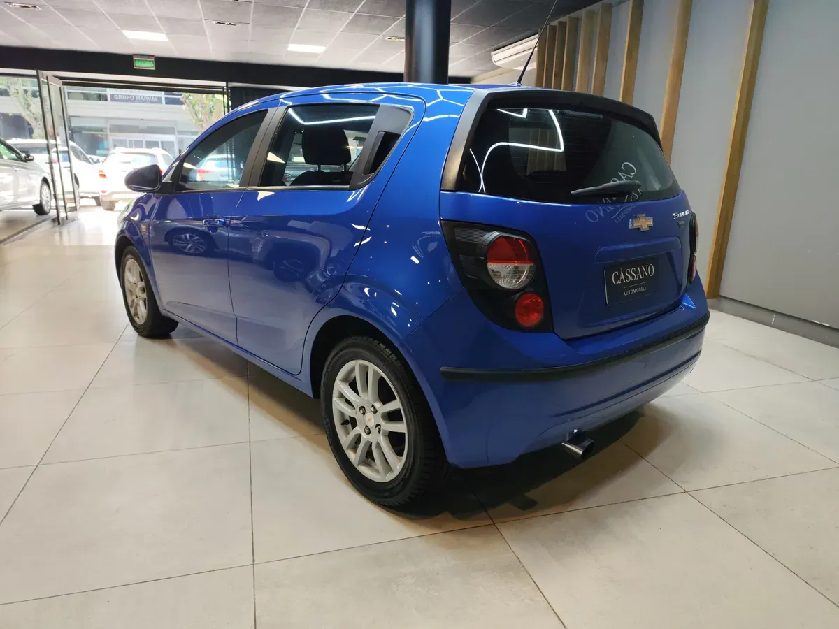 Mira esta publicación de Chevrolet Sonic 2016 en Motordil