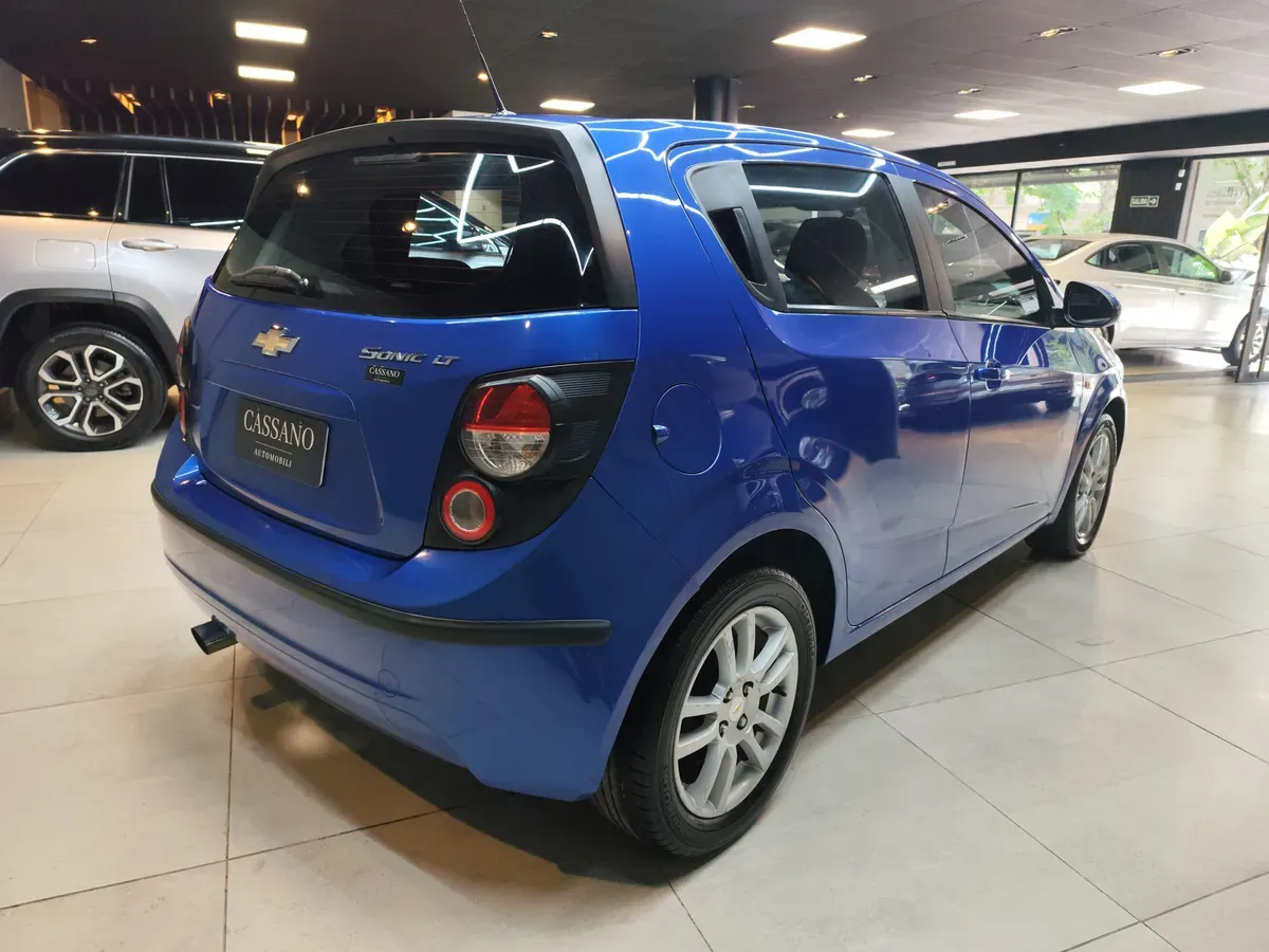 Mira esta publicación de Chevrolet Sonic 2016 en Motordil