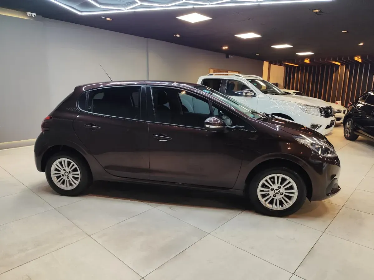 Mirá esta publicación de Peugeot 208